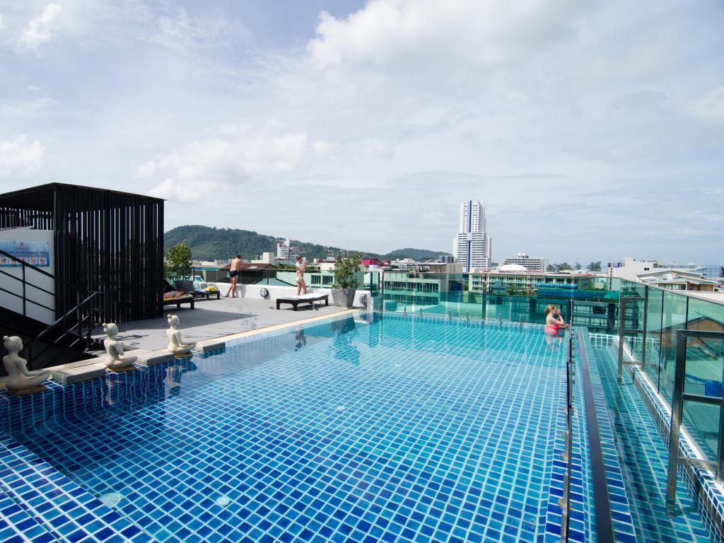 Mirage Express Patong Phuket Hotel Ngoại thất bức ảnh