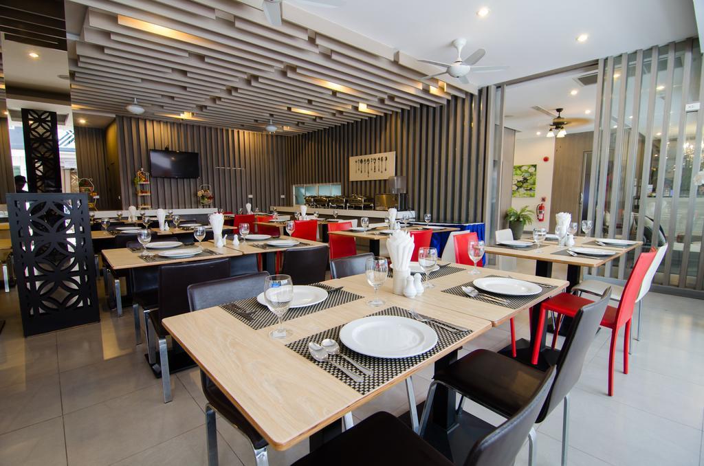 Mirage Express Patong Phuket Hotel Ngoại thất bức ảnh