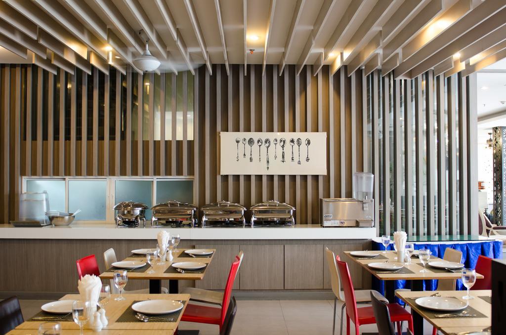 Mirage Express Patong Phuket Hotel Ngoại thất bức ảnh