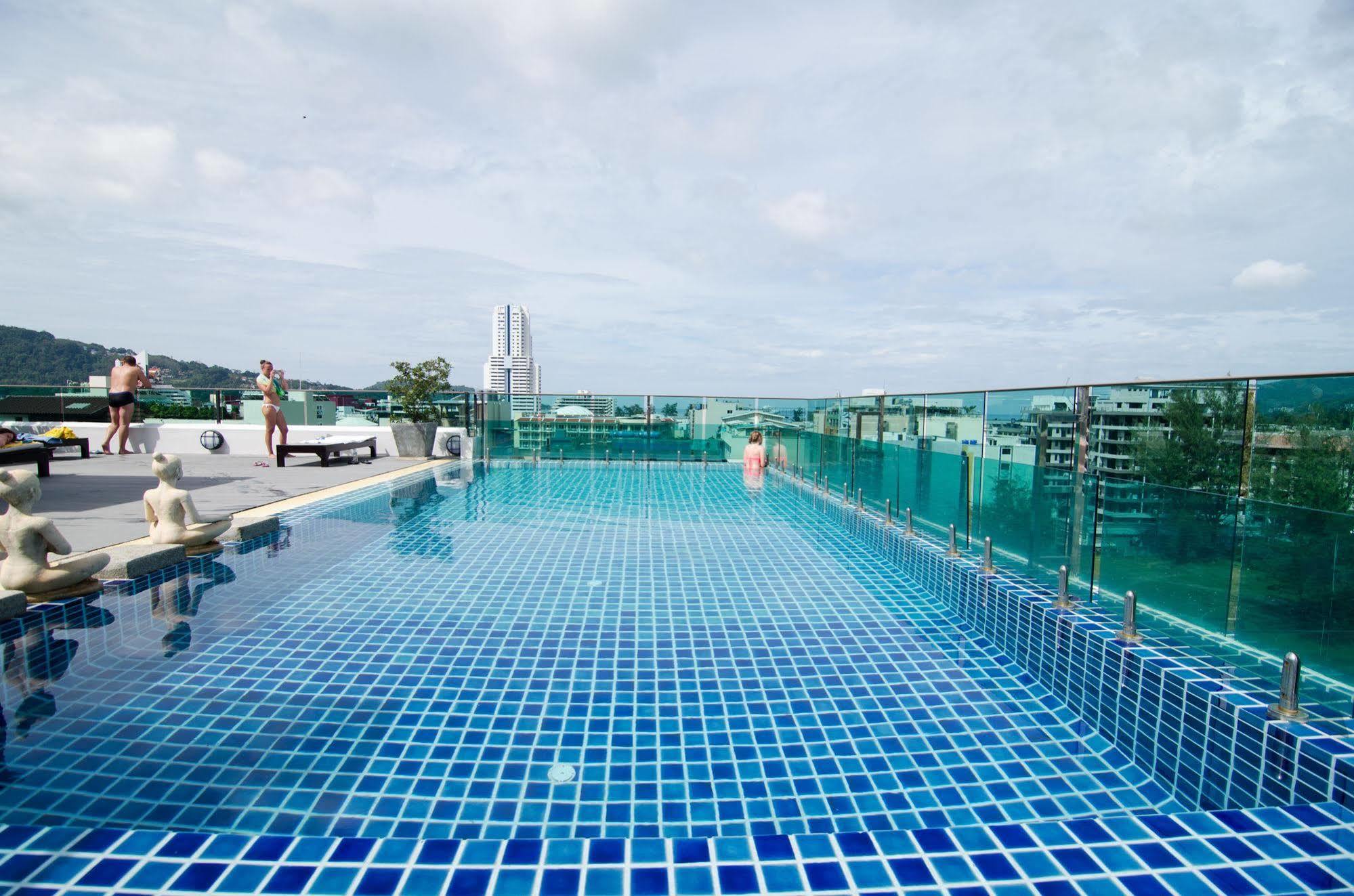 Mirage Express Patong Phuket Hotel Ngoại thất bức ảnh