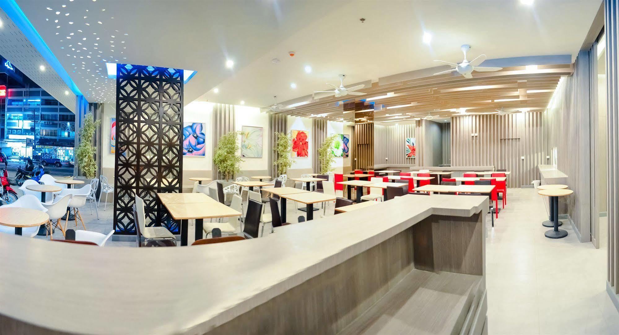 Mirage Express Patong Phuket Hotel Ngoại thất bức ảnh