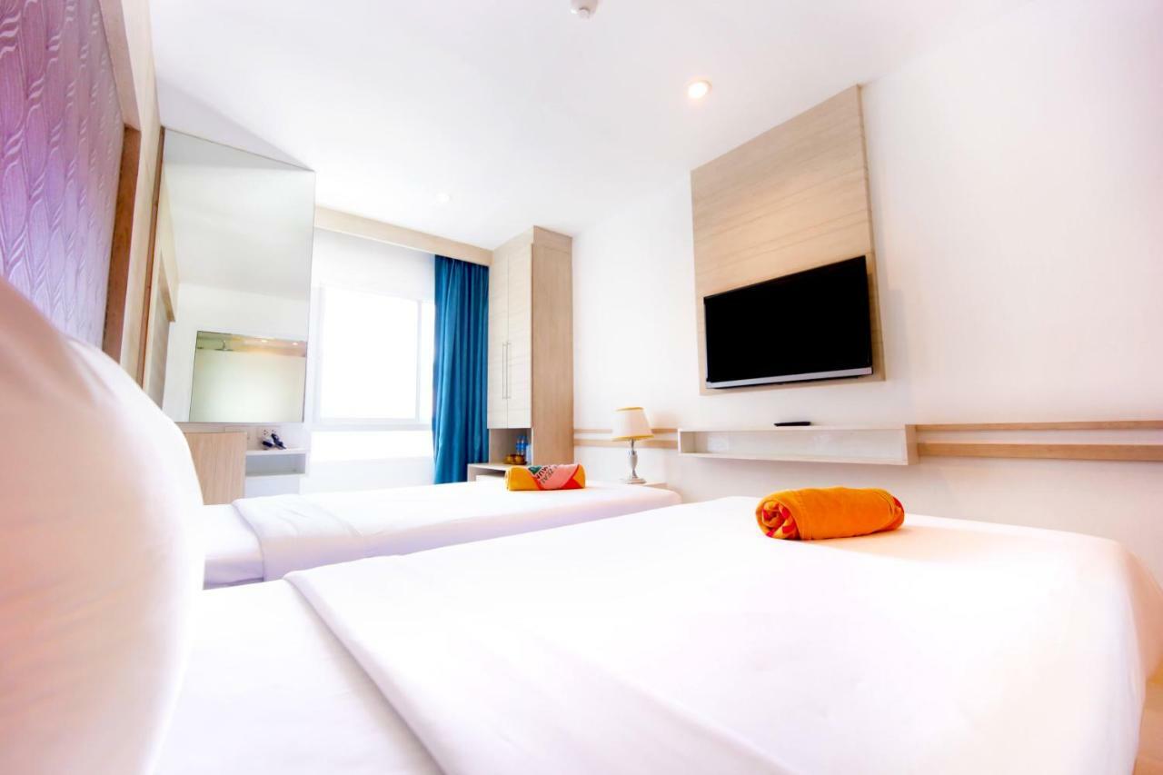 Mirage Express Patong Phuket Hotel Ngoại thất bức ảnh